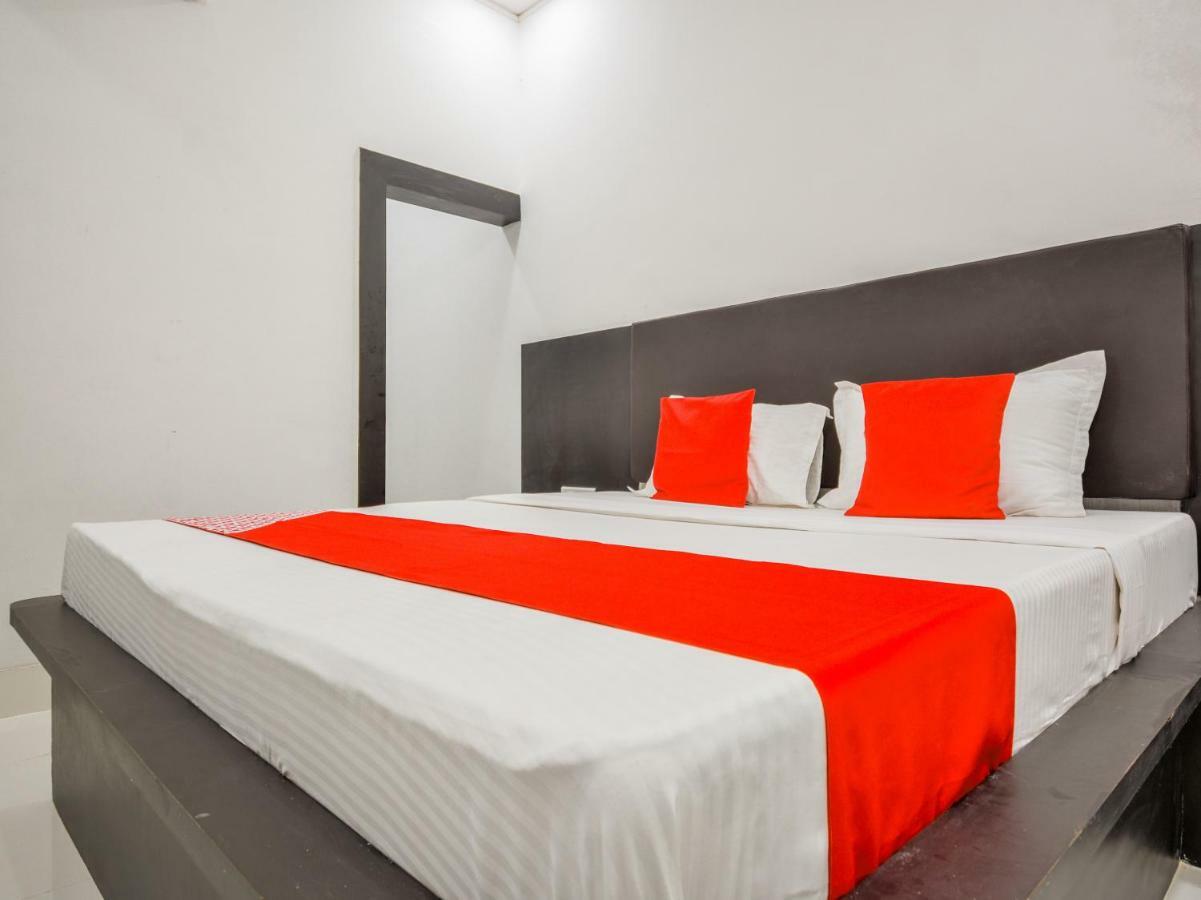 Oyo 43505 Hotel The White House Hisār Extérieur photo