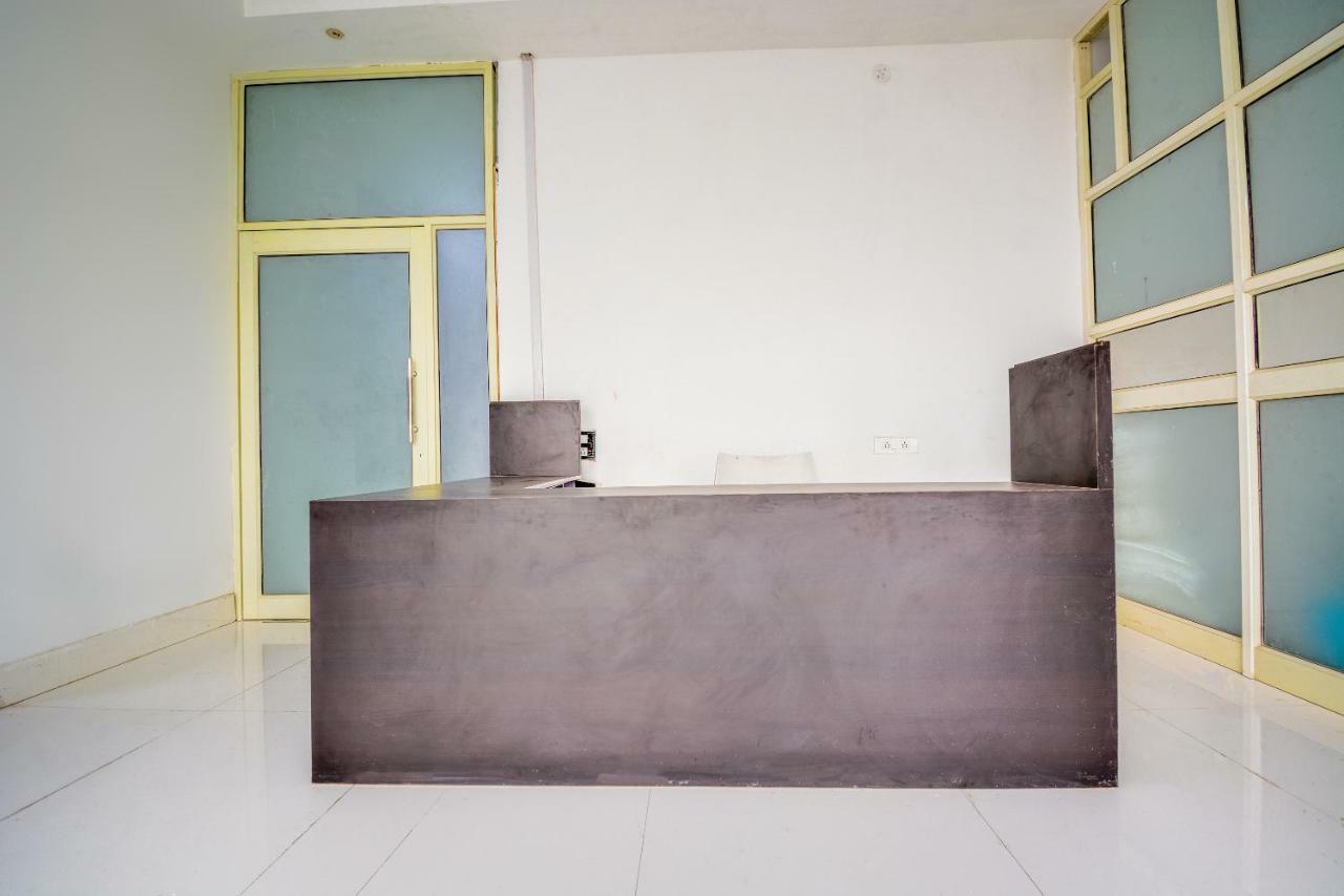 Oyo 43505 Hotel The White House Hisār Extérieur photo