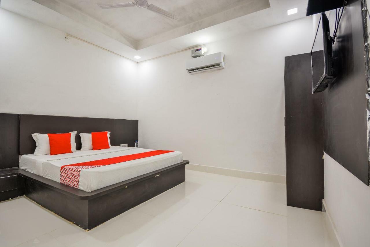 Oyo 43505 Hotel The White House Hisār Extérieur photo
